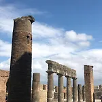 Lemons Hill 4*